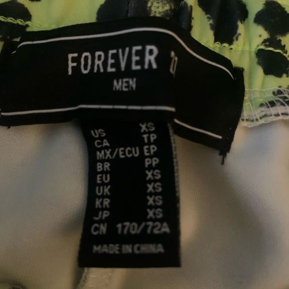 Forever 21 pants/sweats - Picture 2 of 4